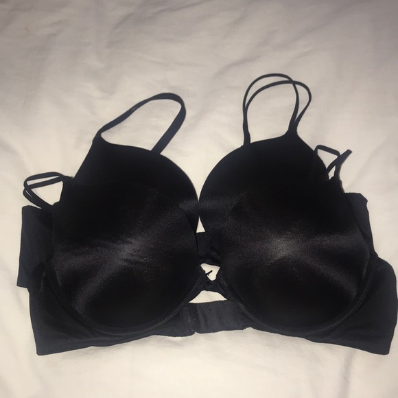 Victoria’s Secret Bra - Picture 1 of 3